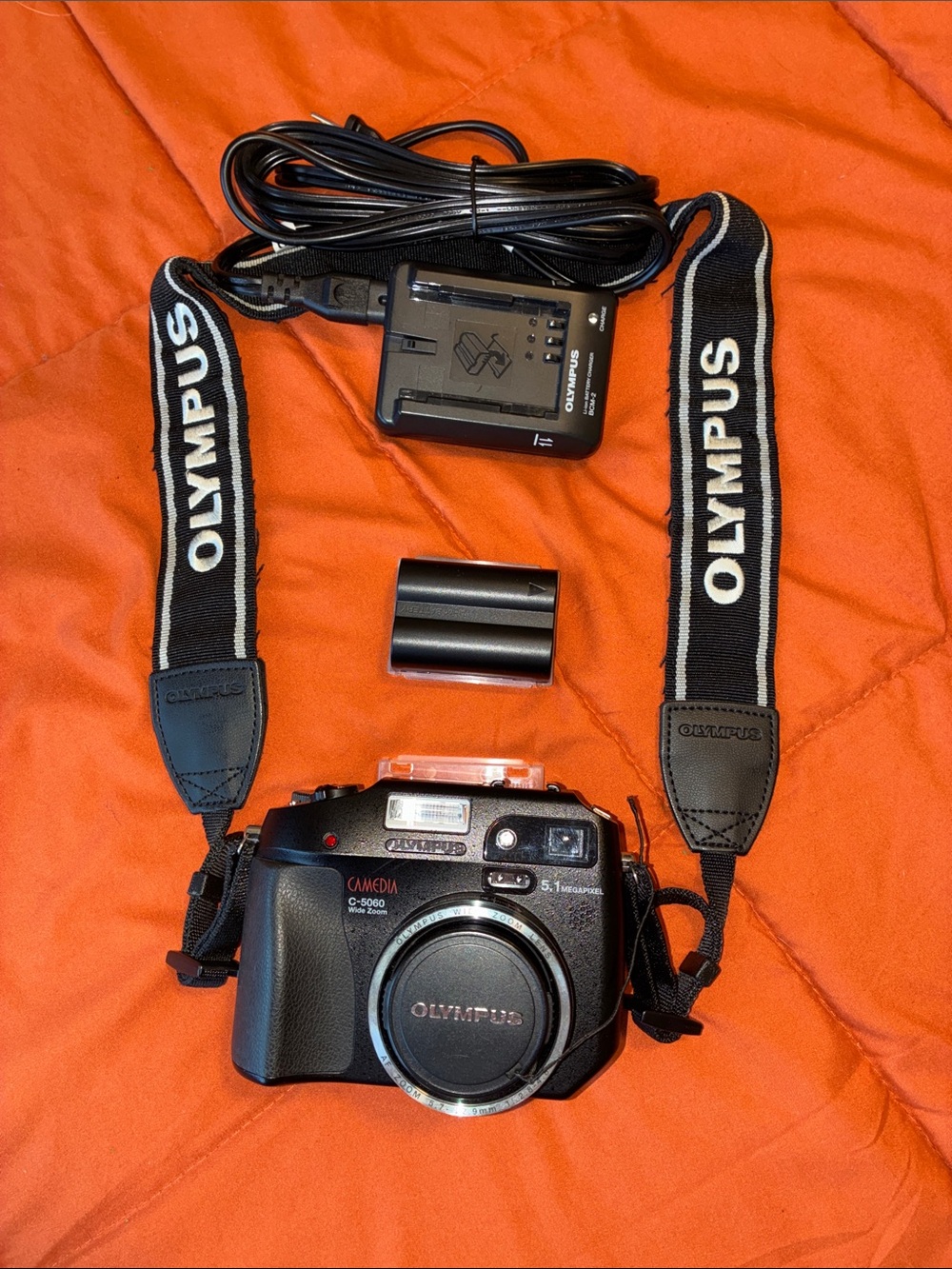 Olympus Camedia C5060 Wide Zoom Black Camera